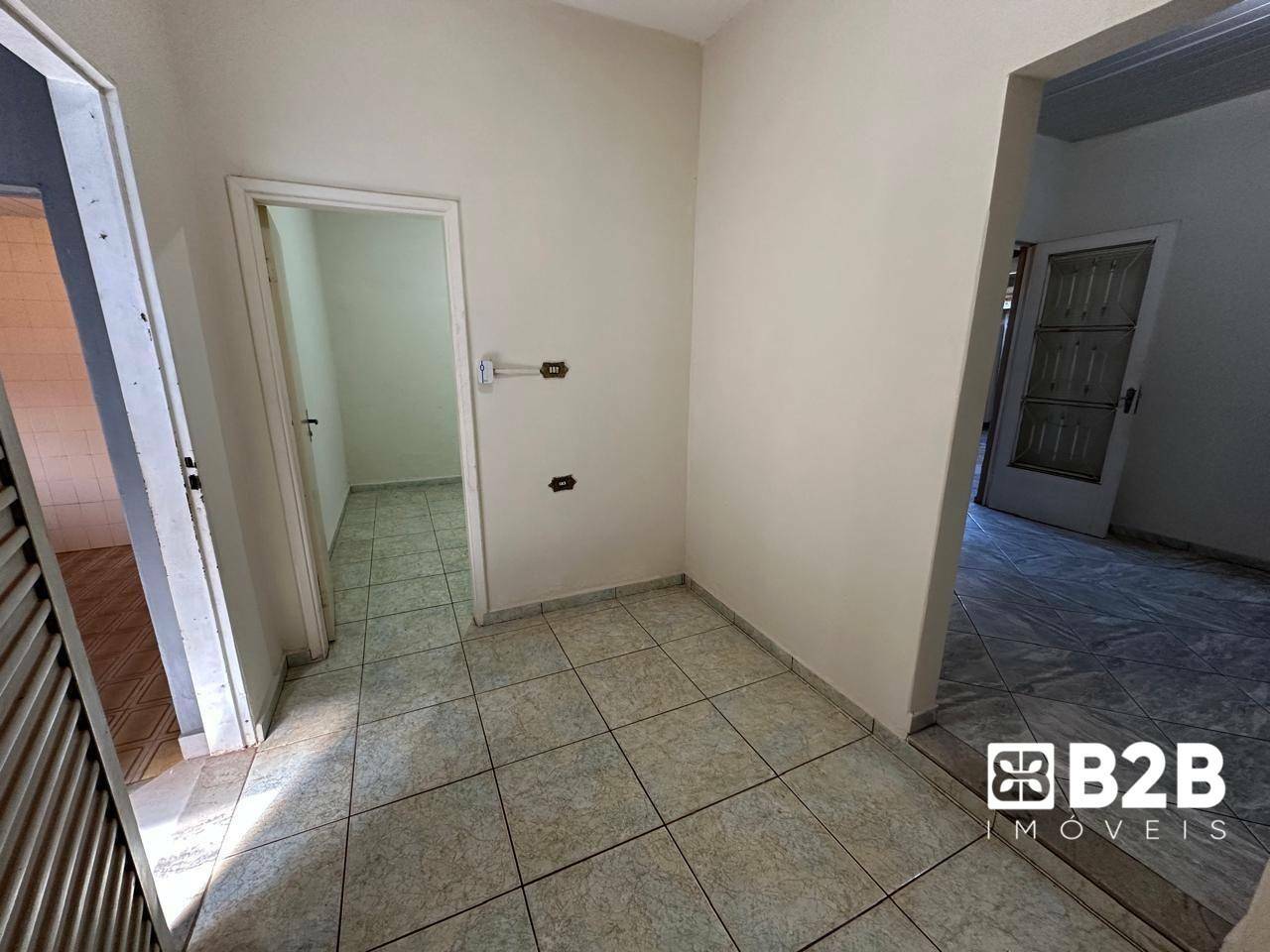 Casa à venda com 4 quartos, 260m² - Foto 18