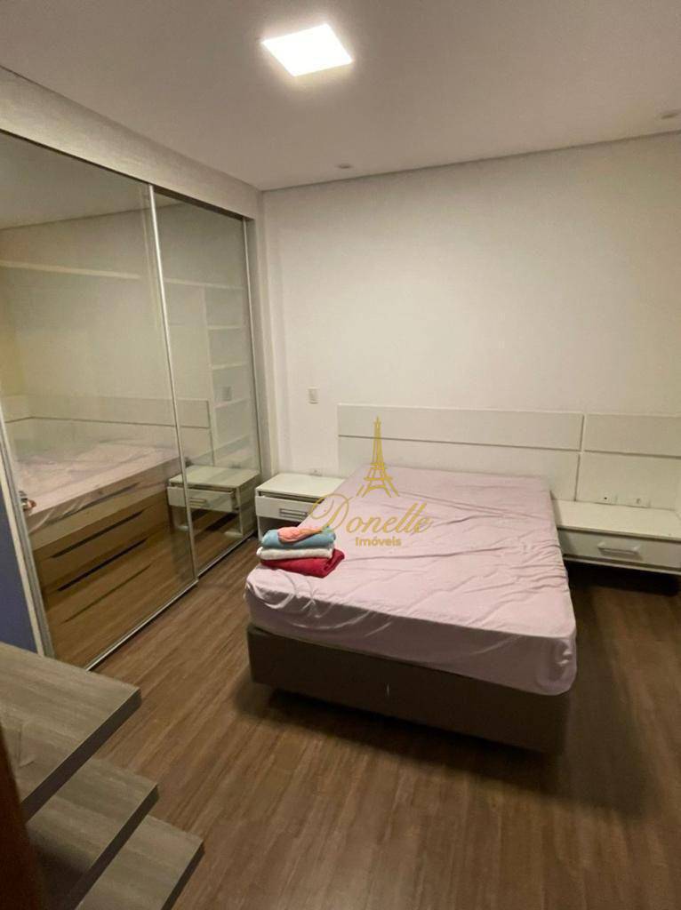 Sobrado à venda com 4 quartos, 300m² - Foto 27