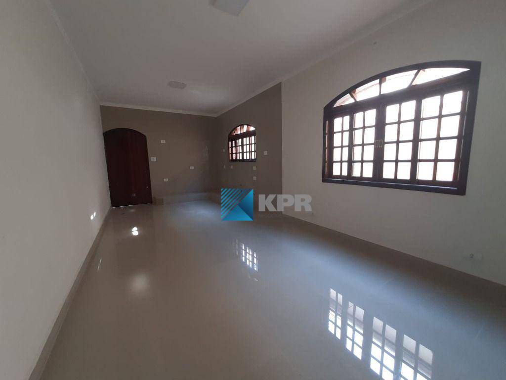 Casa à venda com 3 quartos, 113m² - Foto 8