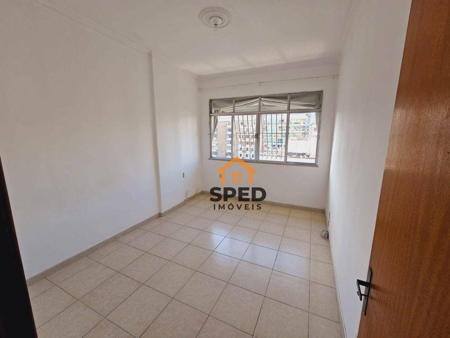 Apartamento à venda com 3 quartos, 118m² - Foto 7