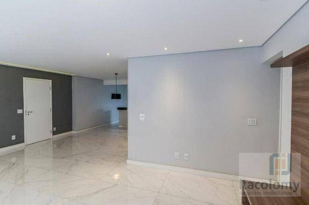 Apartamento para alugar com 3 quartos, 170m² - Foto 10