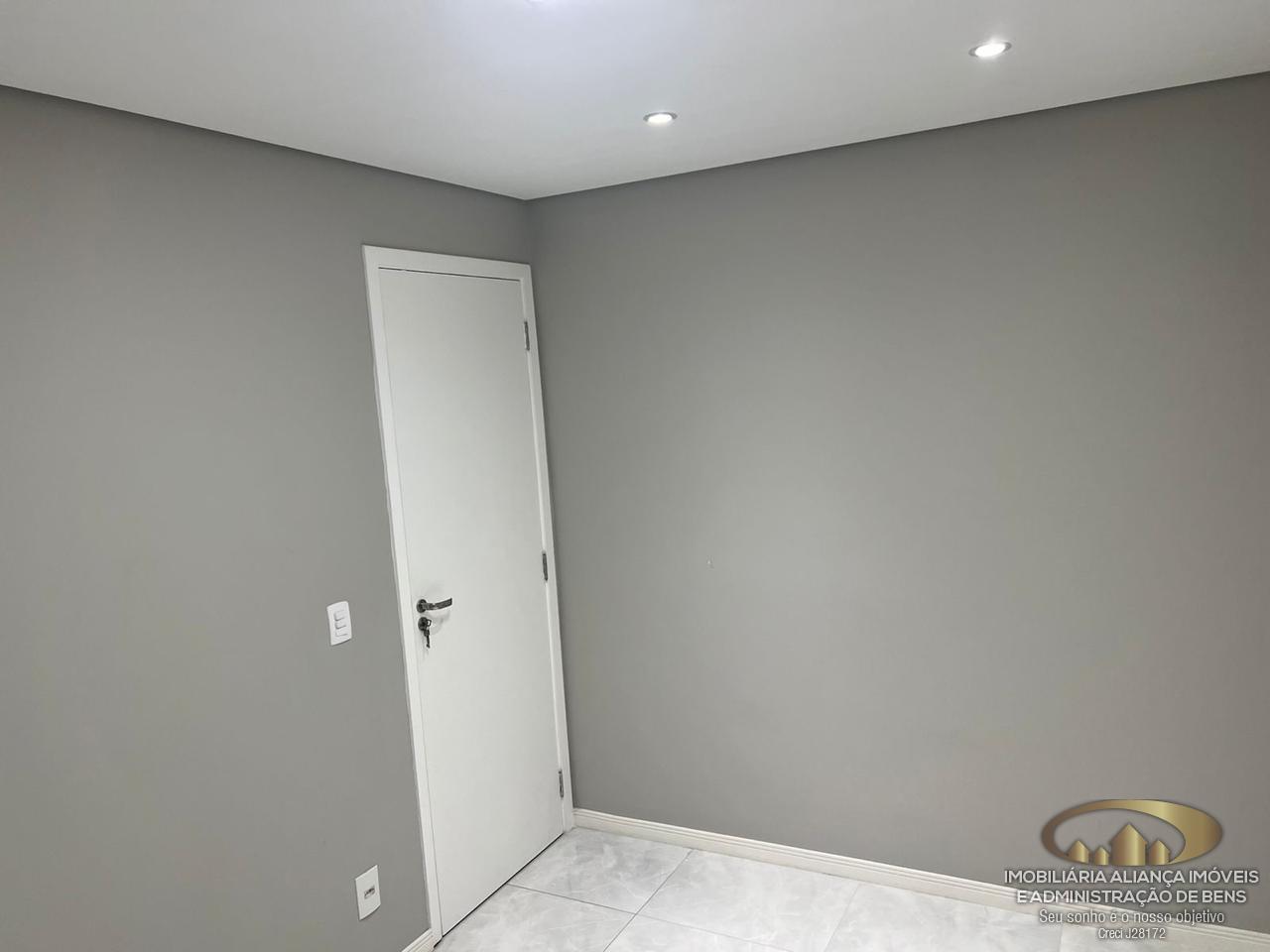 Apartamento à venda com 2 quartos, 50m² - Foto 4