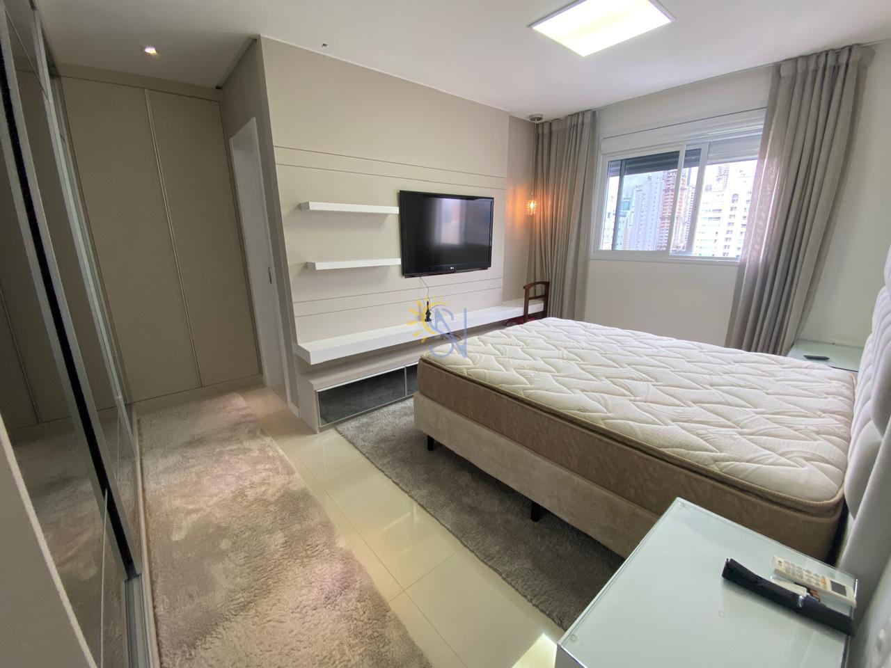 Apartamento para alugar com 3 quartos, 130m² - Foto 25