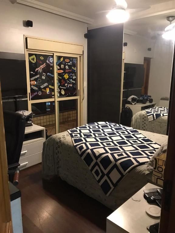 Apartamento à venda com 4 quartos, 182m² - Foto 16