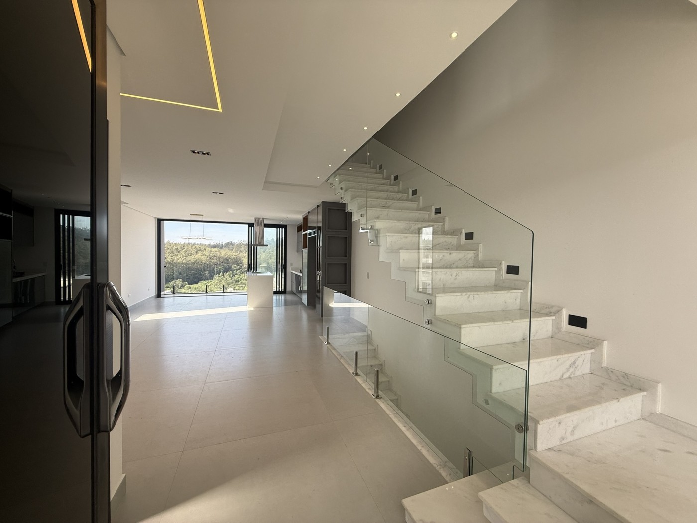 Casa à venda com 3 quartos, 215m² - Foto 5