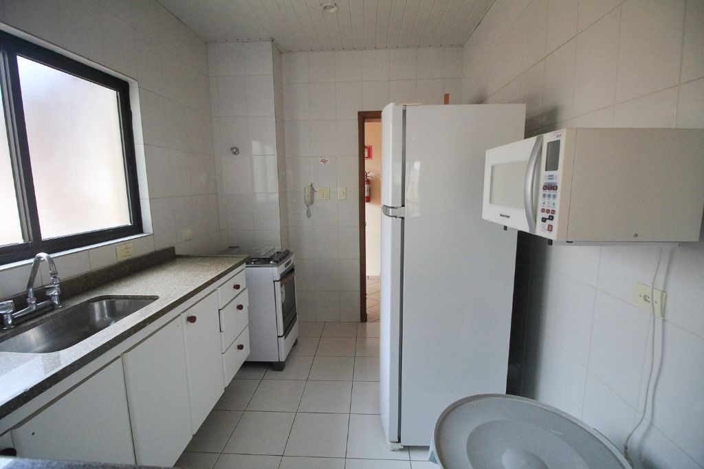 Apartamento para alugar com 2 quartos, 80m² - Foto 67