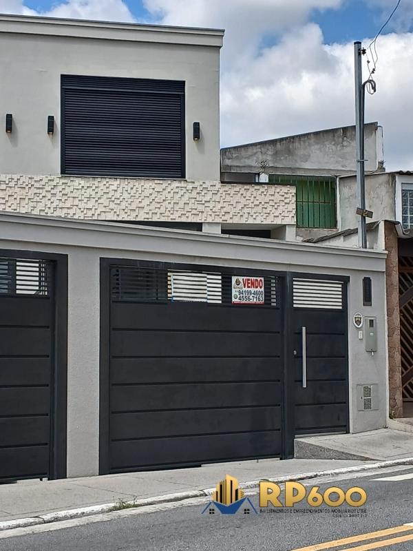 Sobrado à venda com 3 quartos, 270m² - Foto 1