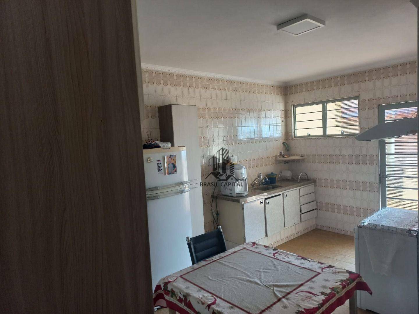 Sobrado para alugar com 3 quartos, 270m² - Foto 10