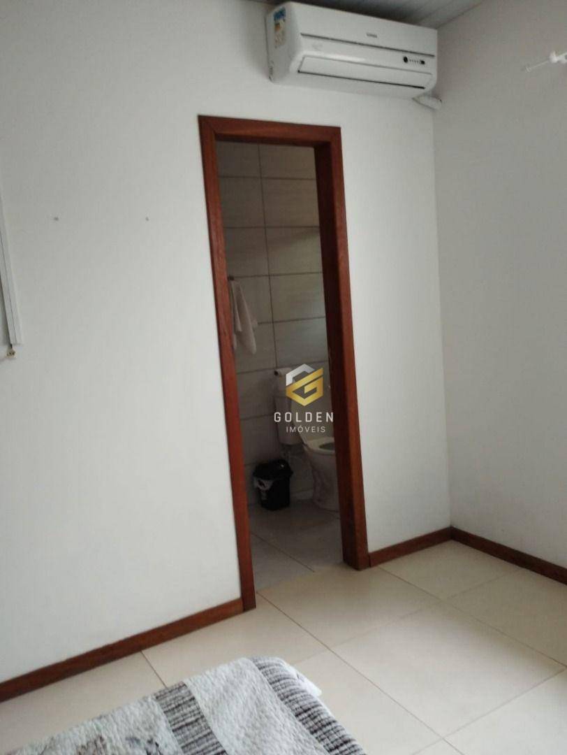 Casa à venda com 2 quartos, 69m² - Foto 8