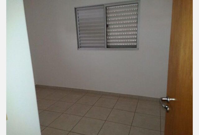 Apartamento à venda com 3 quartos, 70m² - Foto 2