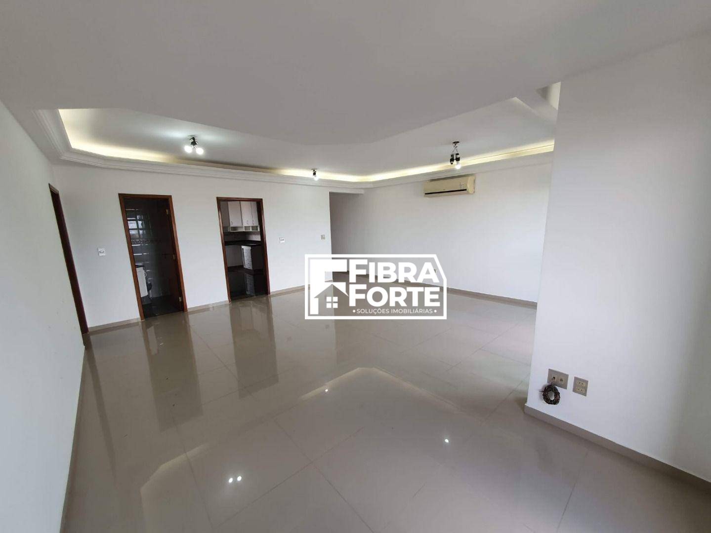 Apartamento para alugar com 4 quartos, 150m² - Foto 27