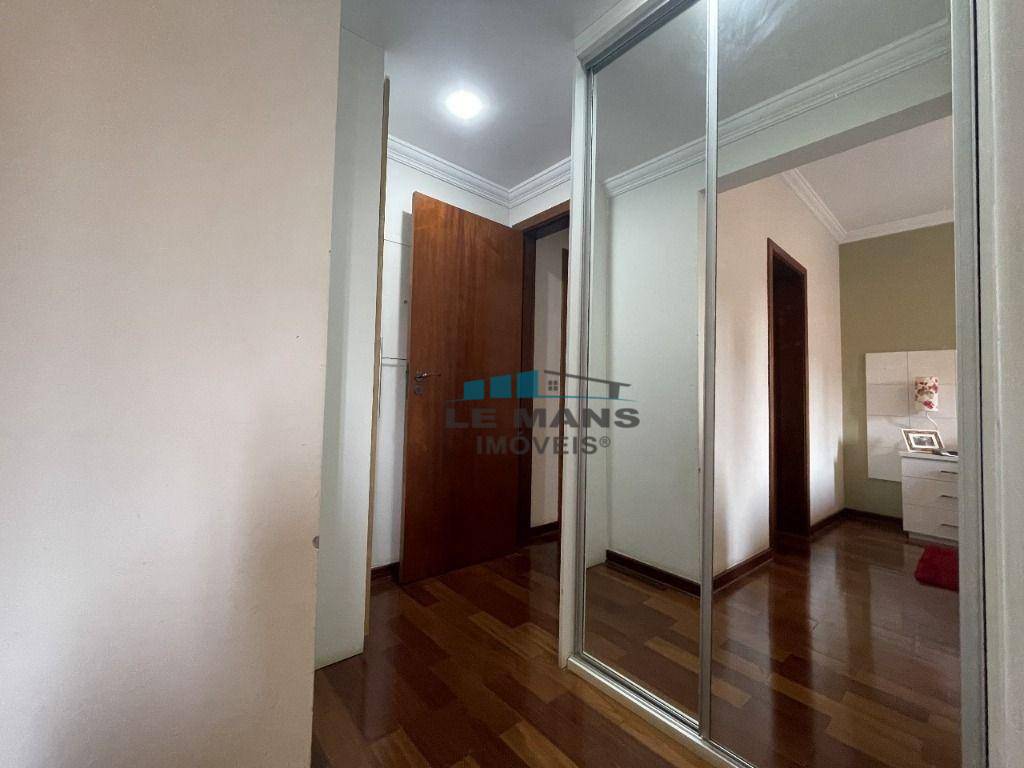 Apartamento à venda com 3 quartos, 123m² - Foto 35