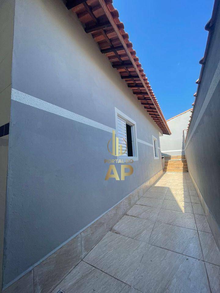 Casa à venda com 2 quartos, 98m² - Foto 8