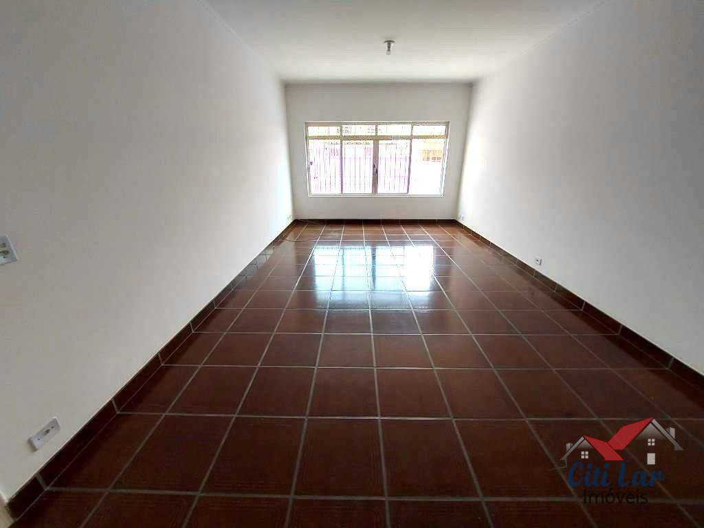 Sobrado à venda e aluguel com 3 quartos, 250m² - Foto 5