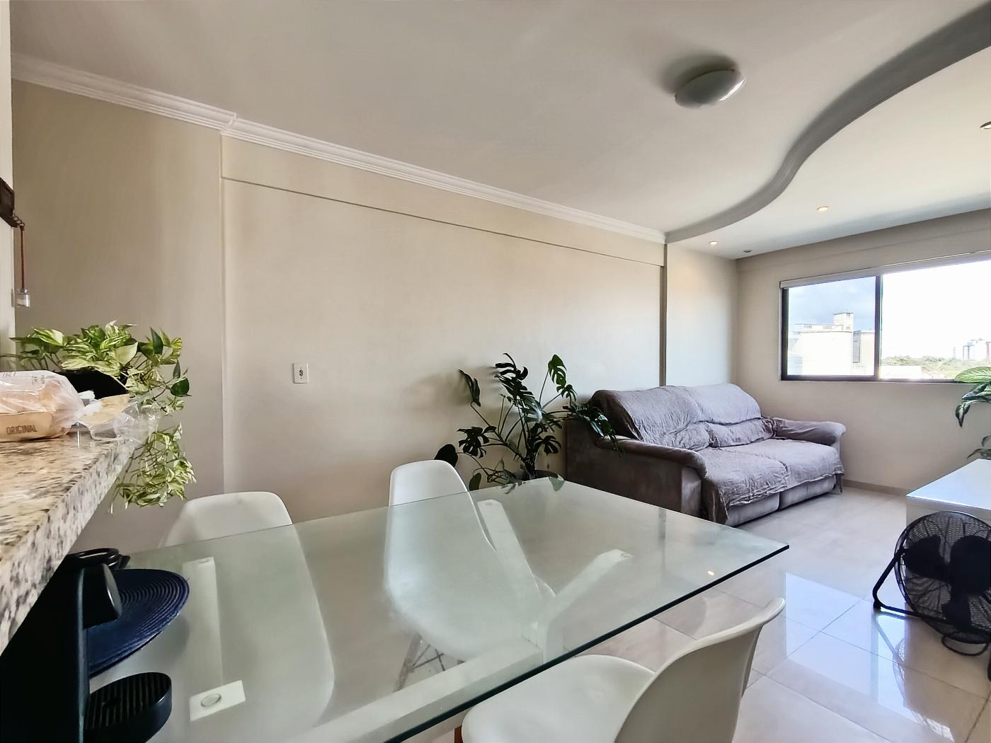 Apartamento à venda com 3 quartos, 66m² - Foto 2