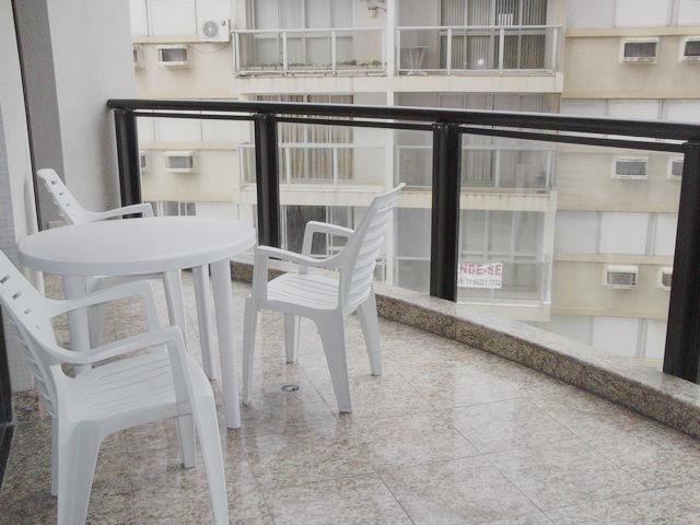 Apartamento à venda e aluguel com 3 quartos, 200m² - Foto 3