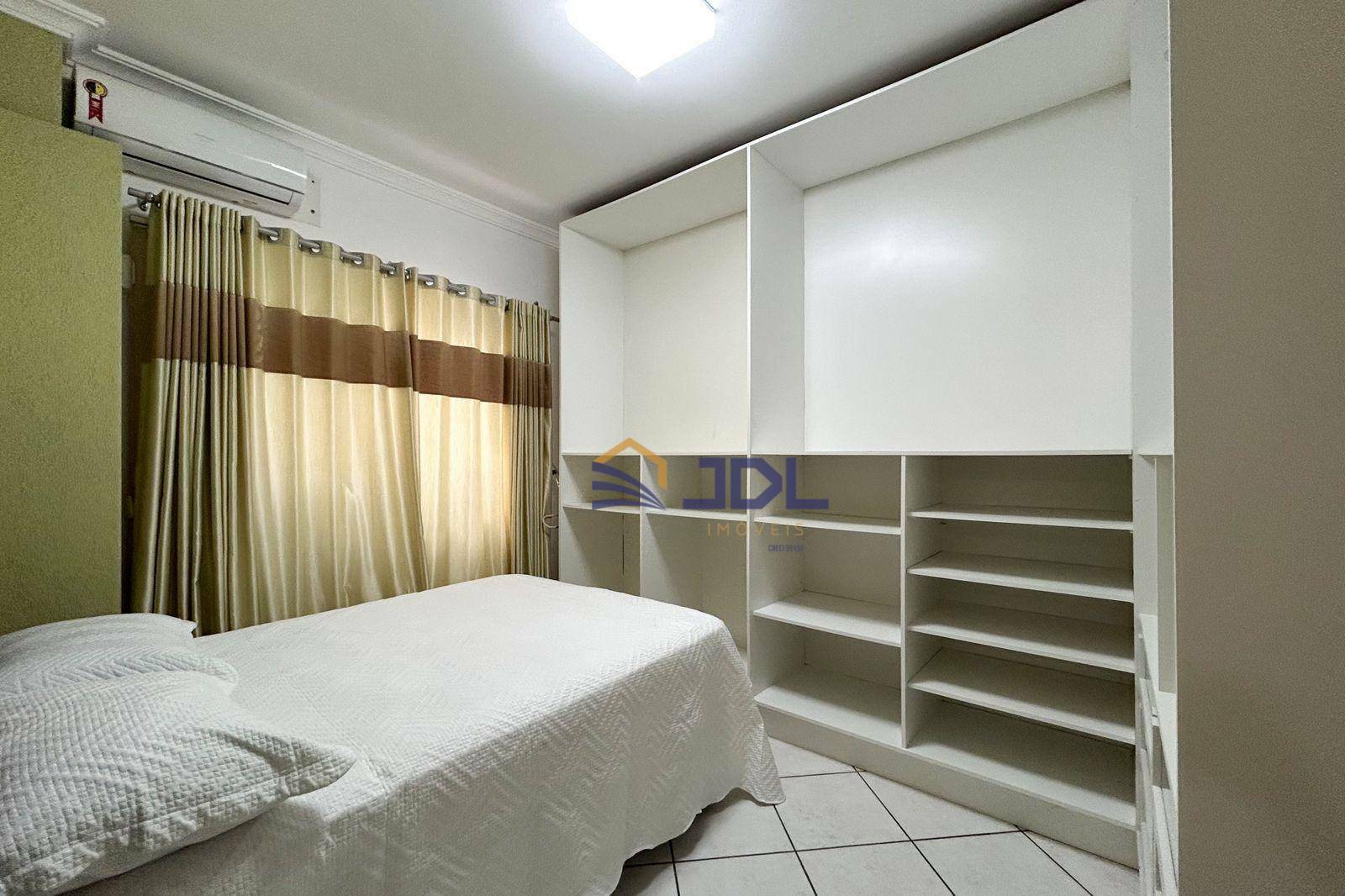 Apartamento à venda com 3 quartos, 145m² - Foto 9