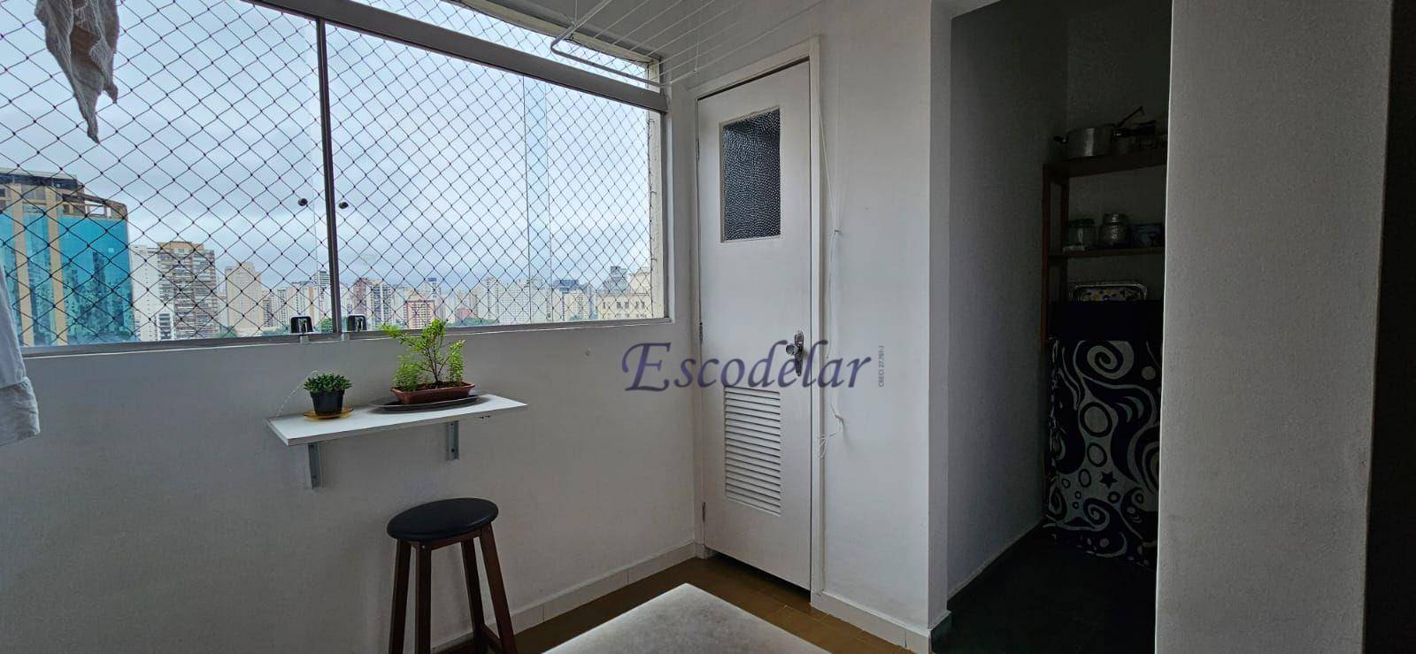 Apartamento à venda com 3 quartos, 95m² - Foto 11