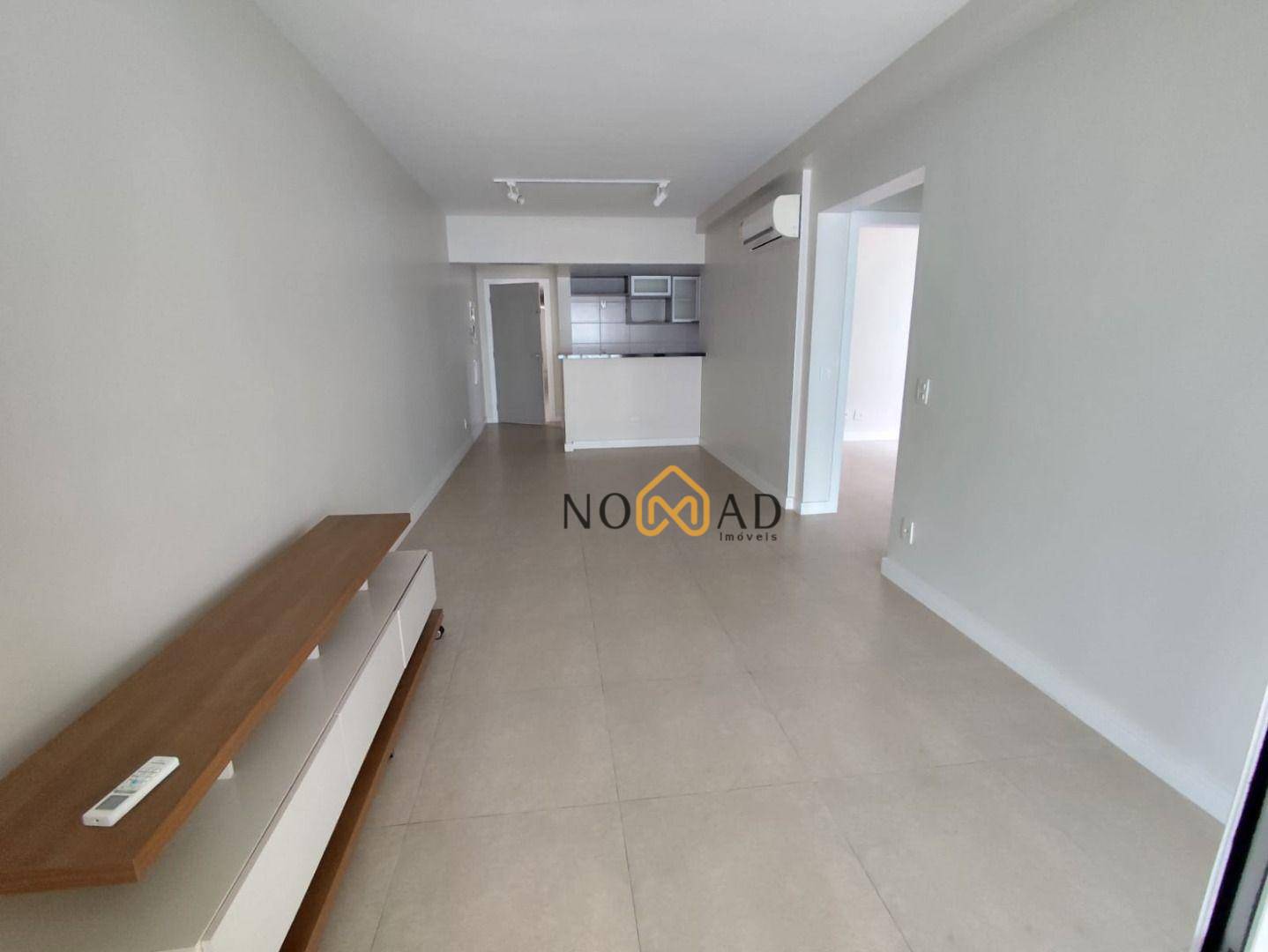 Apartamento para alugar com 2 quartos, 82m² - Foto 8