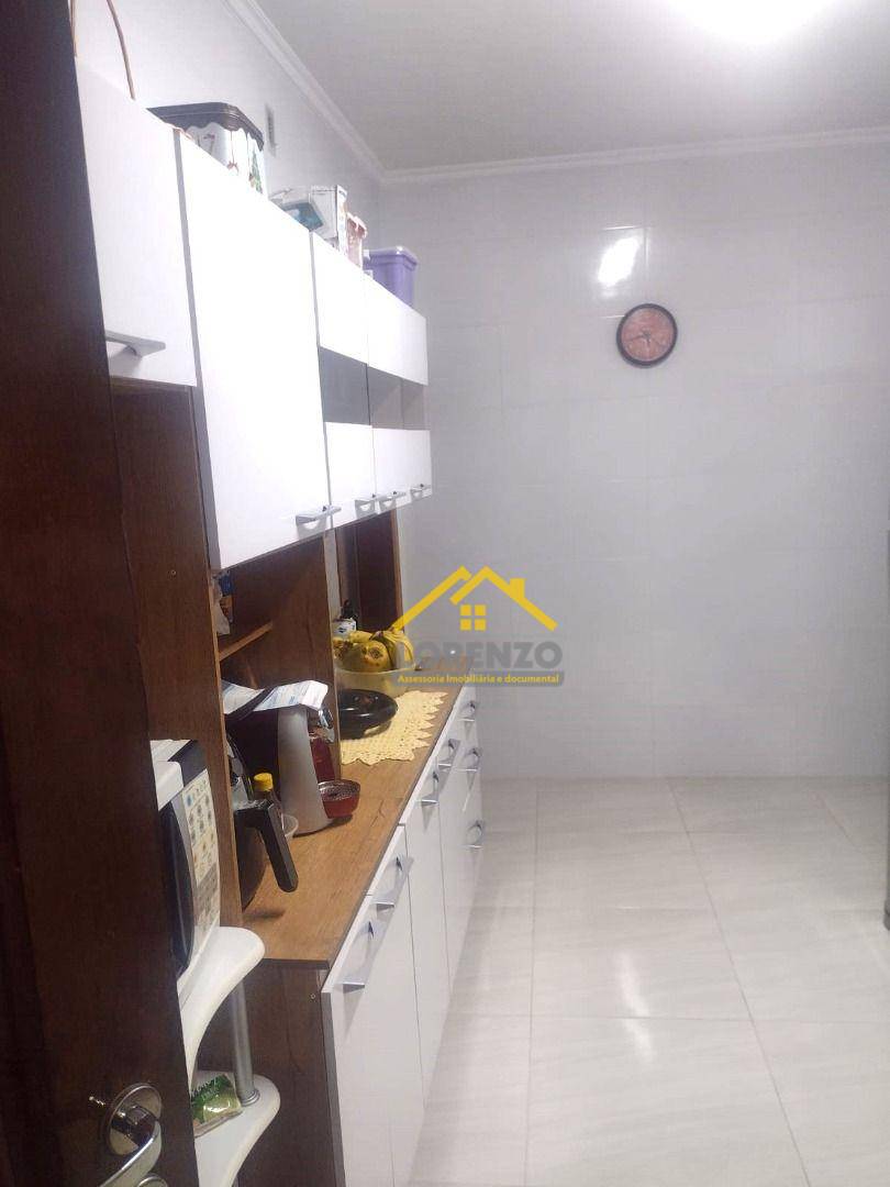 Casa à venda com 3 quartos, 138m² - Foto 13