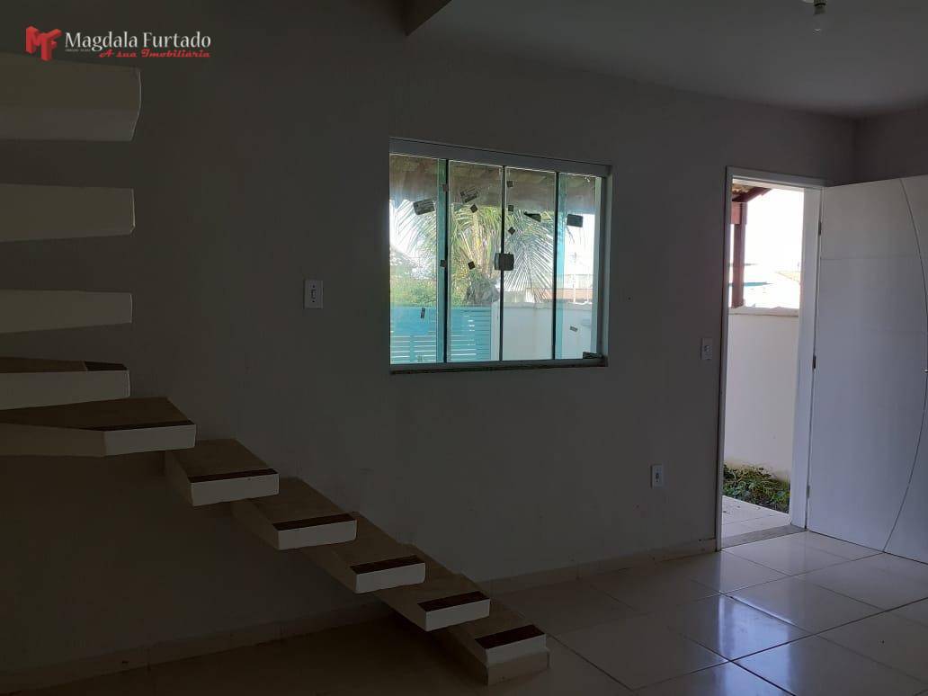 Casa à venda com 2 quartos, 80m² - Foto 4