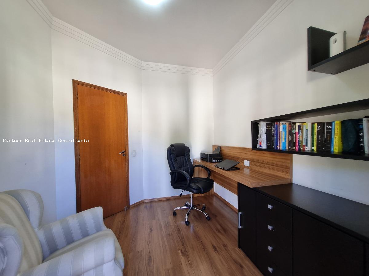 Casa de Condomínio à venda com 4 quartos, 158m² - Foto 18