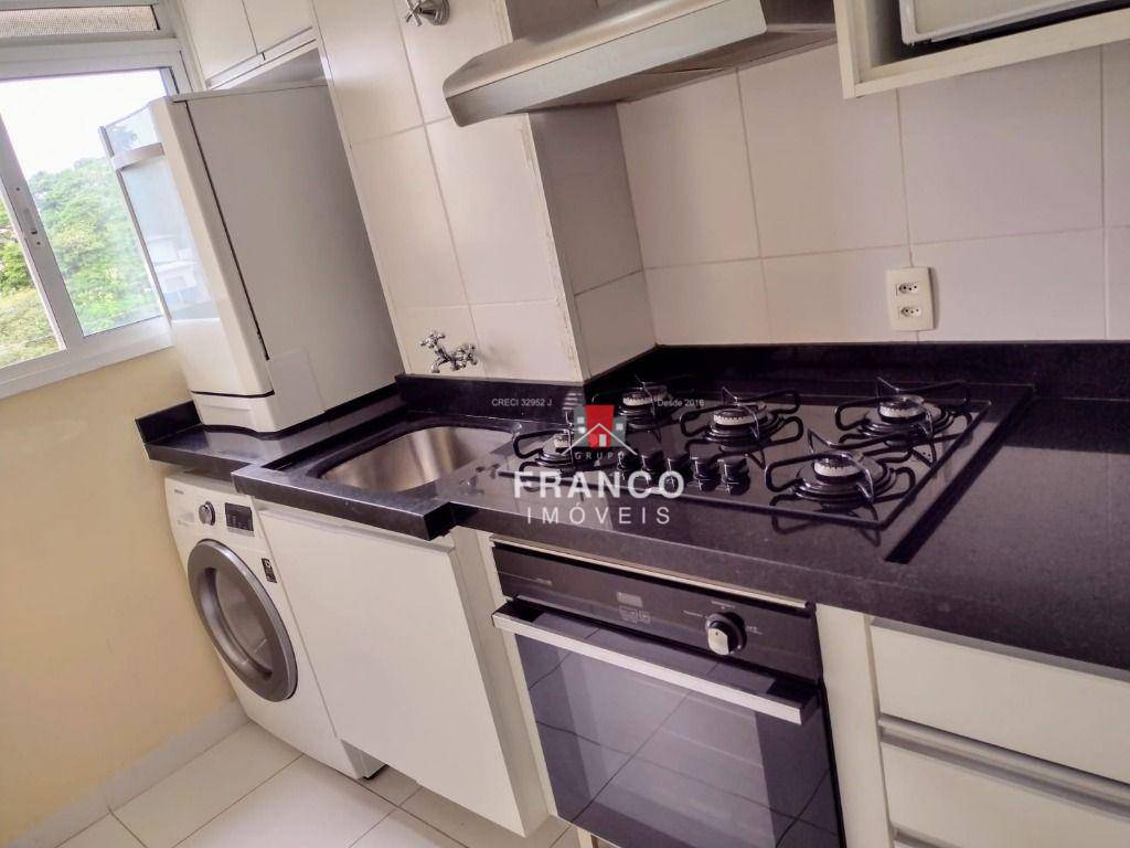 Apartamento à venda com 2 quartos, 62m² - Foto 12