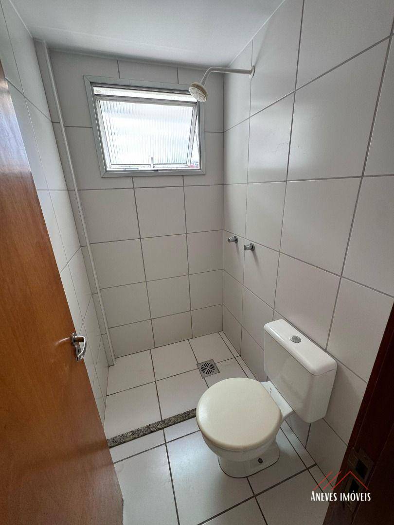 Apartamento à venda com 2 quartos, 65m² - Foto 9