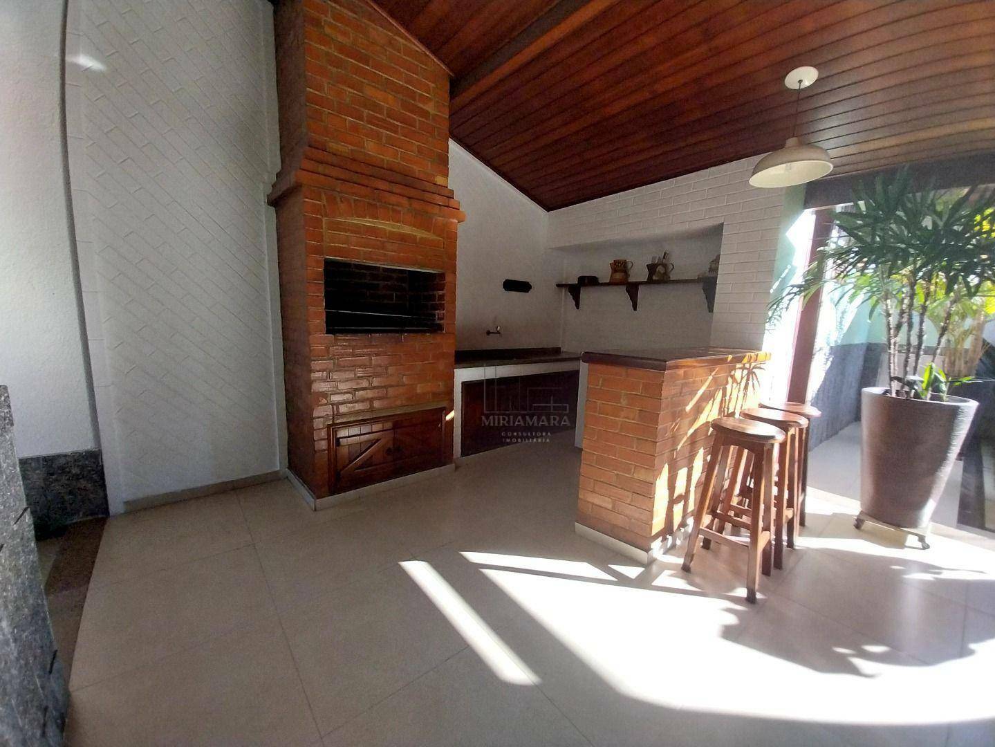 Casa à venda com 7 quartos, 383M2 - Foto 8