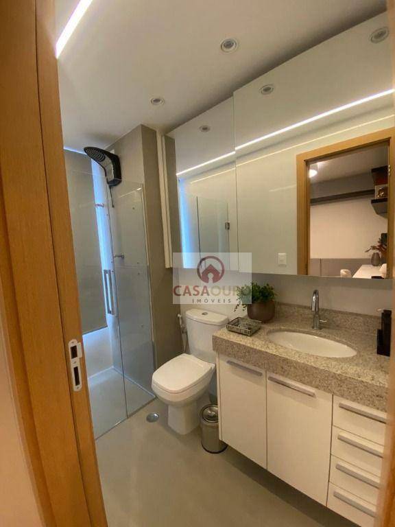 Apartamento à venda com 2 quartos, 67m² - Foto 16