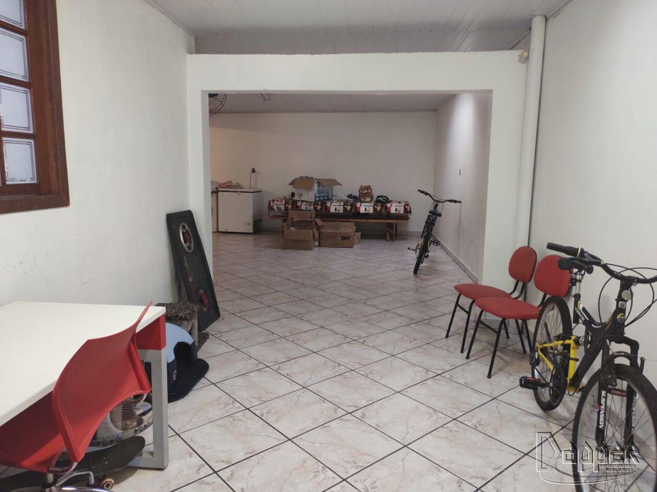 Casa à venda com 2 quartos, 130m² - Foto 4