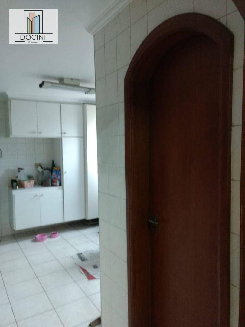 Apartamento à venda com 4 quartos, 138m² - Foto 35