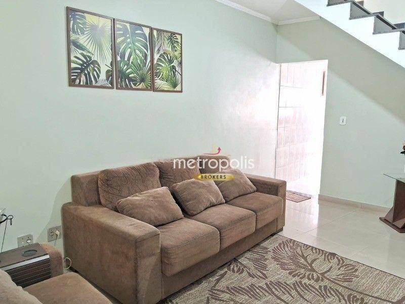 Sobrado à venda com 2 quartos, 110m² - Foto 1