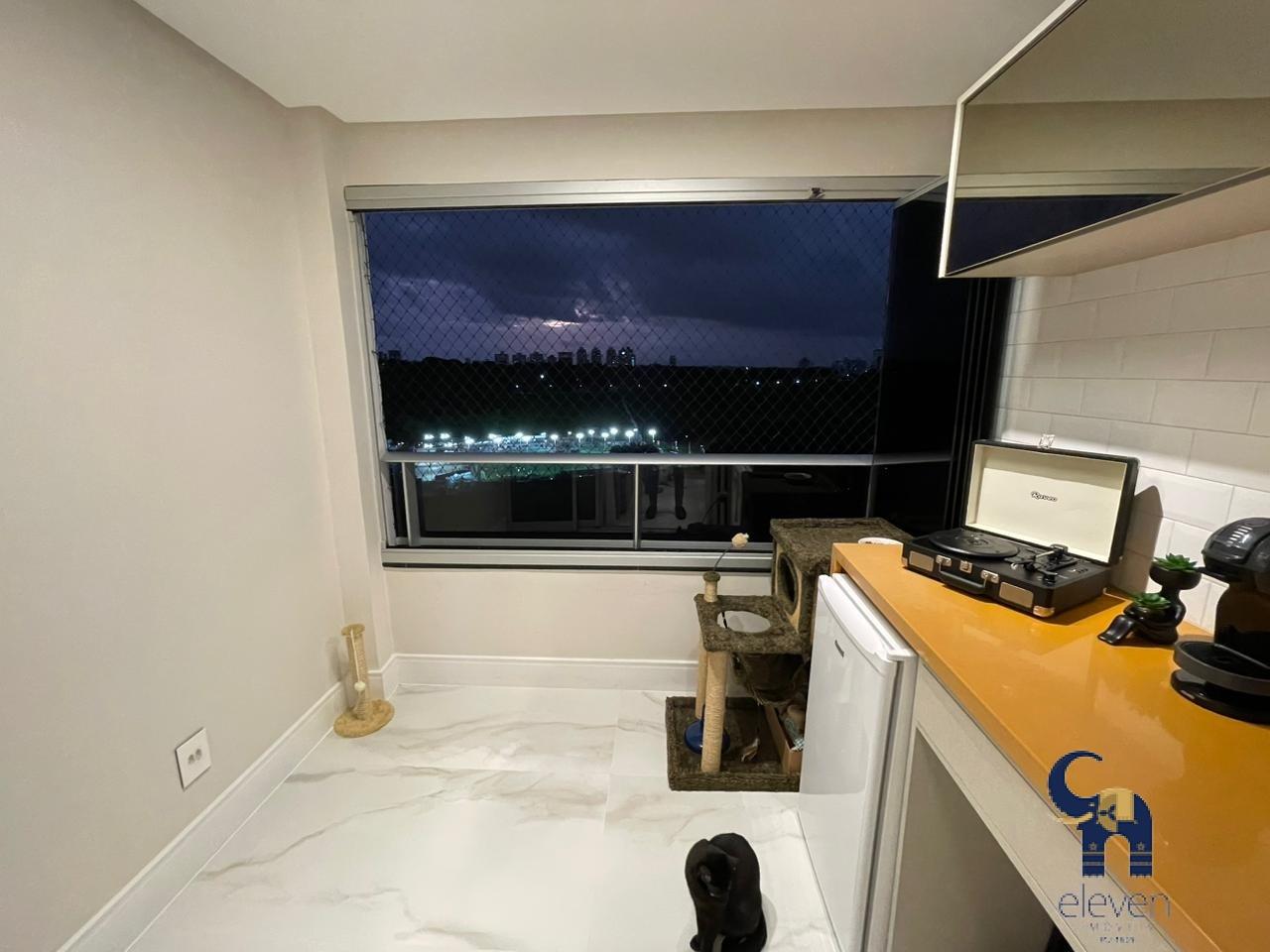 Apartamento à venda com 2 quartos, 60m² - Foto 7