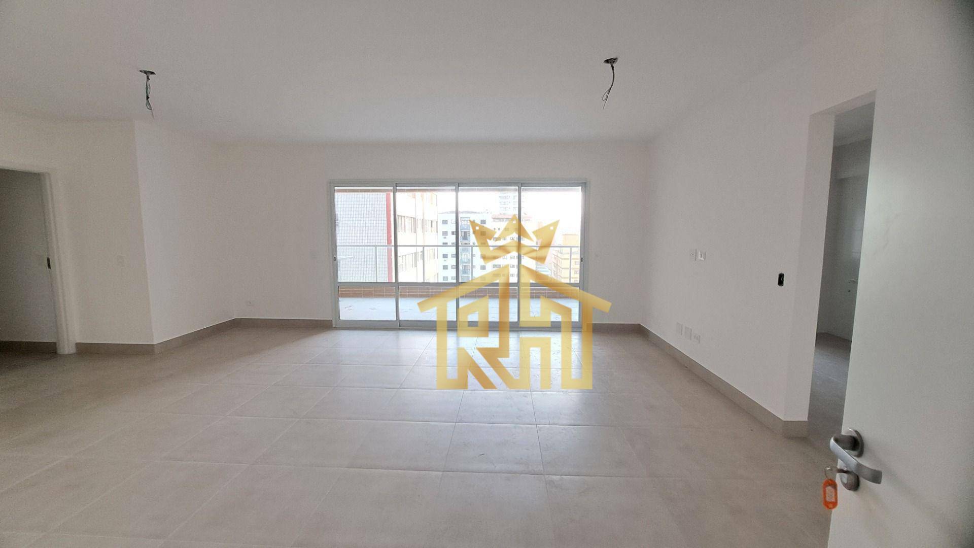 Apartamento à venda com 3 quartos, 143m² - Foto 2