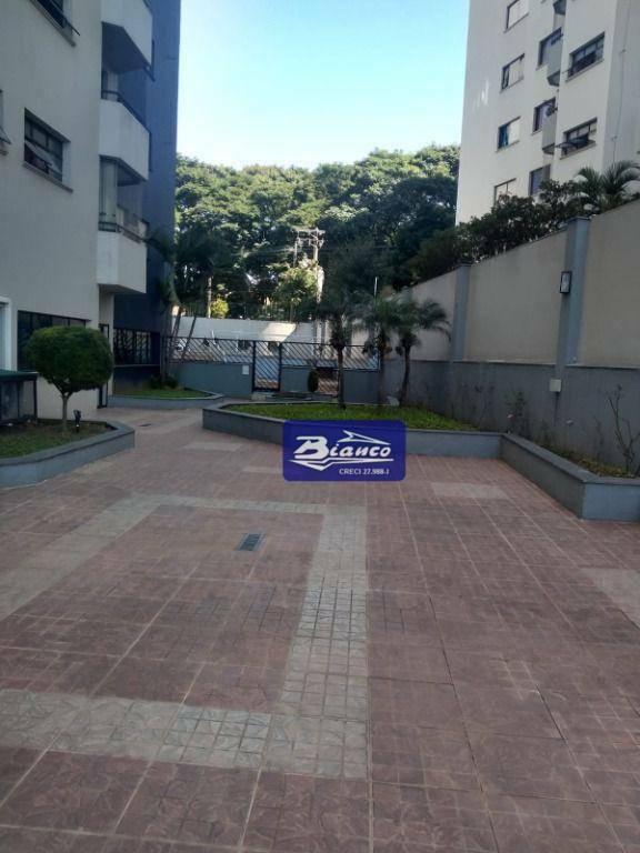 Apartamento à venda com 3 quartos, 97m² - Foto 30