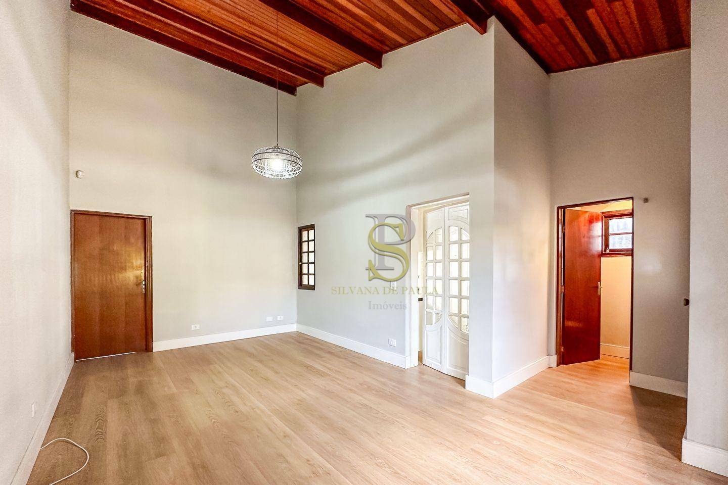 Casa à venda com 5 quartos, 239m² - Foto 5