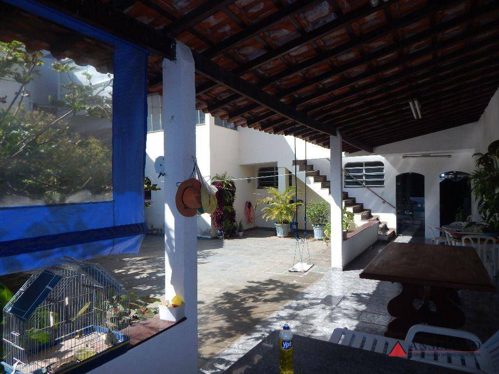 Sobrado à venda e aluguel com 4 quartos, 530m² - Foto 10