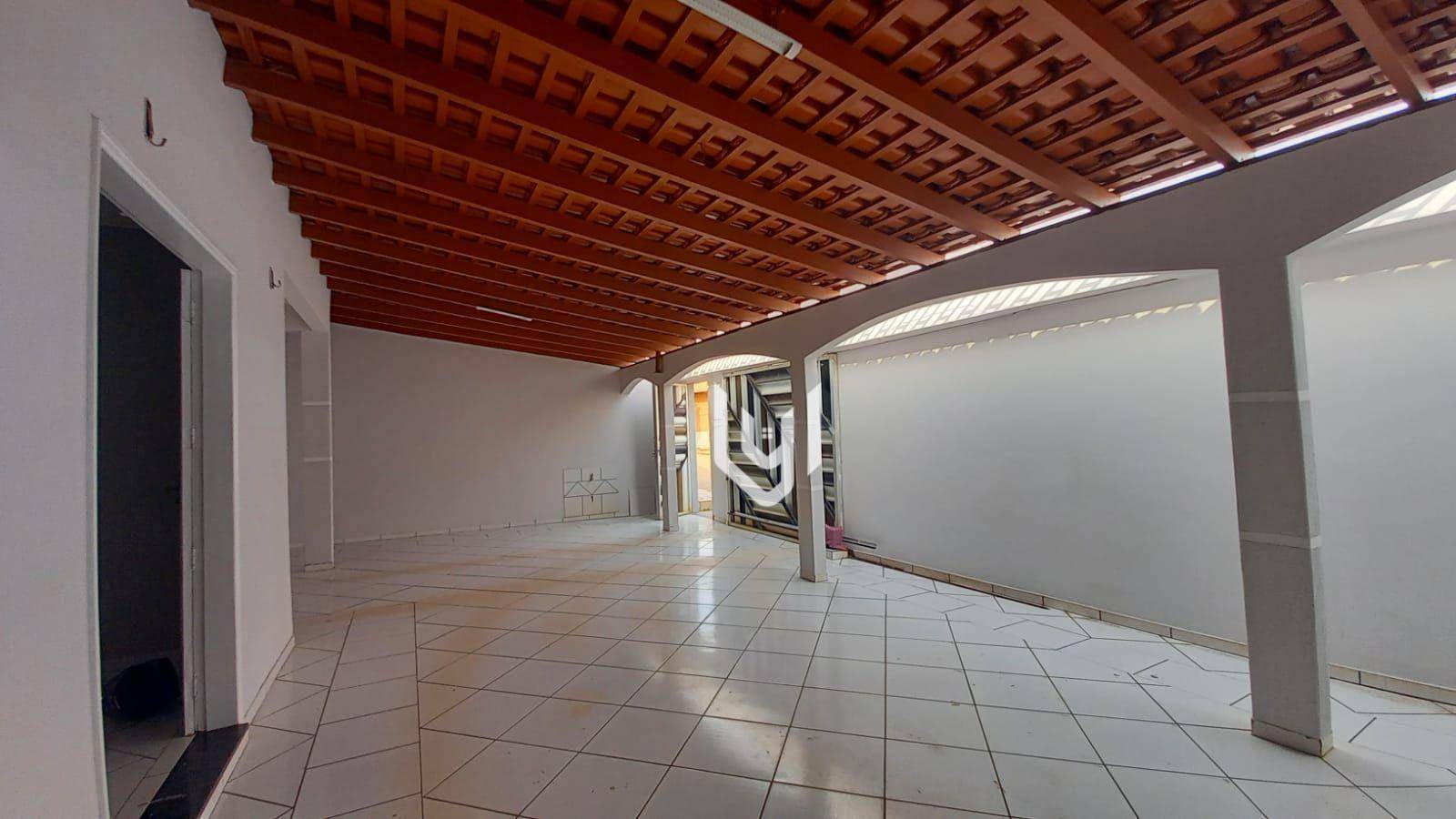 Casa para alugar com 4 quartos, 250M2 - Foto 31