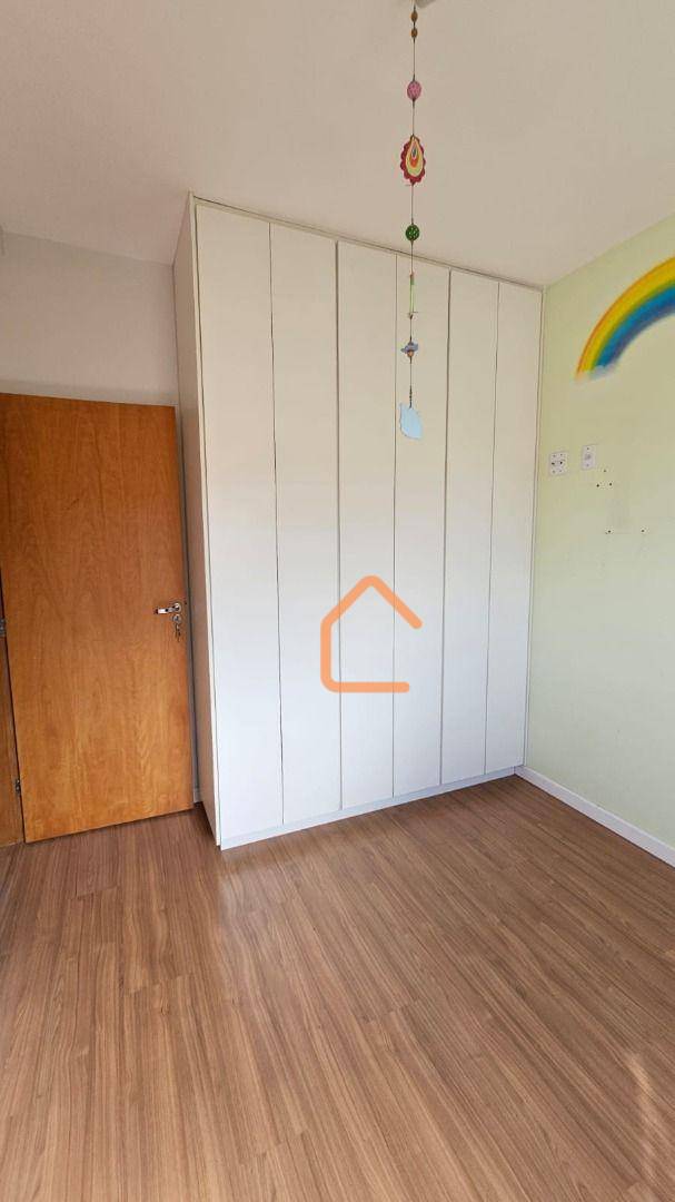 Apartamento à venda com 3 quartos, 122m² - Foto 18