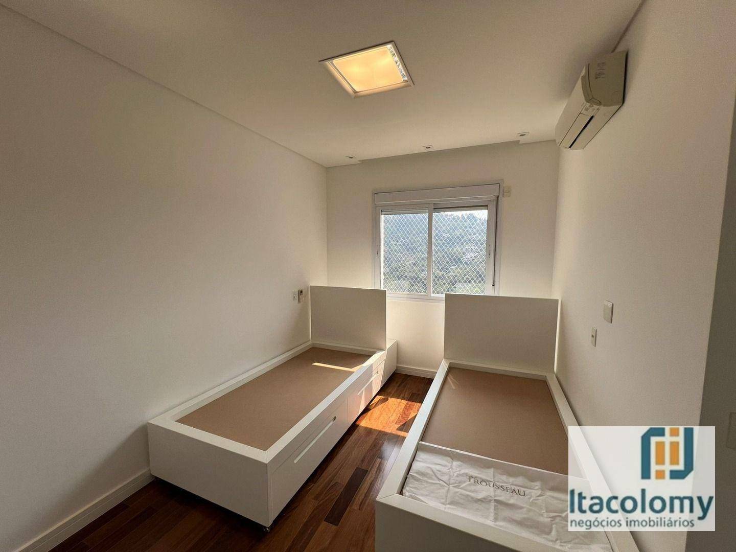 Apartamento à venda com 4 quartos, 284m² - Foto 7