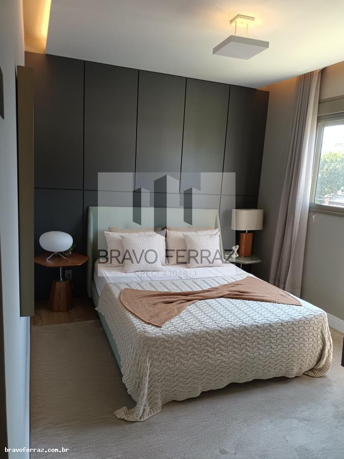 Apartamento à venda com 3 quartos, 128m² - Foto 4