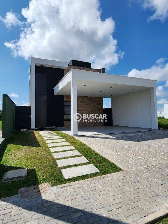 Casa de Condomínio à venda com 4 quartos, 215m² - Foto 1