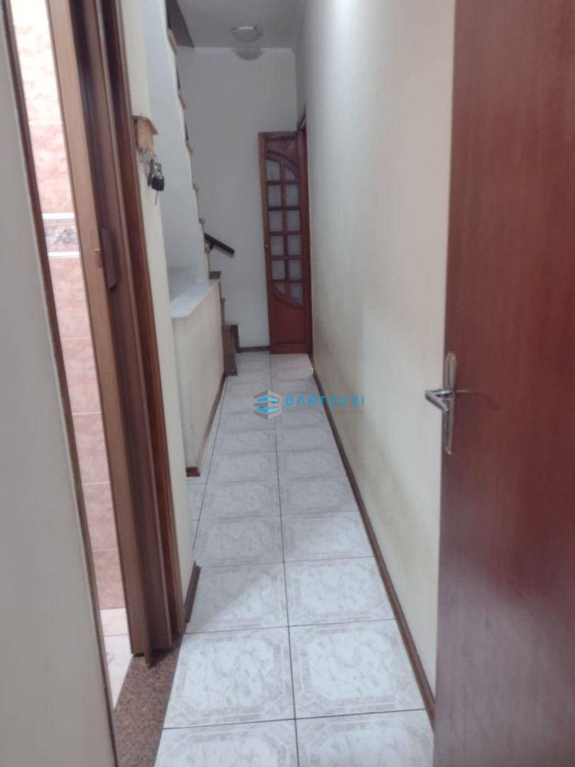 Sobrado à venda com 3 quartos, 182m² - Foto 12