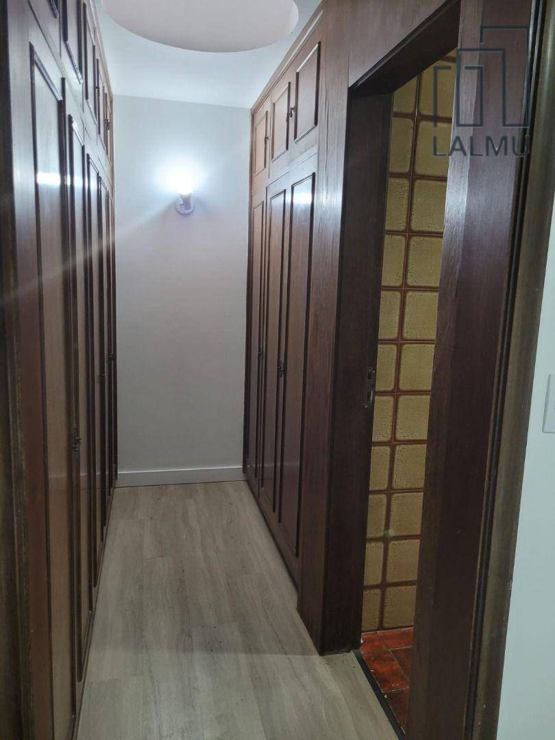 Sobrado para alugar com 4 quartos, 330m² - Foto 24