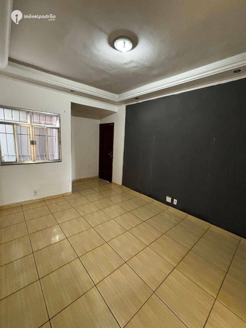 Apartamento para alugar com 2 quartos, 70m² - Foto 2