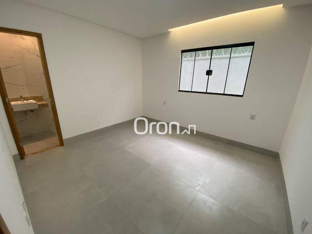 Casa à venda com 3 quartos, 111m² - Foto 5