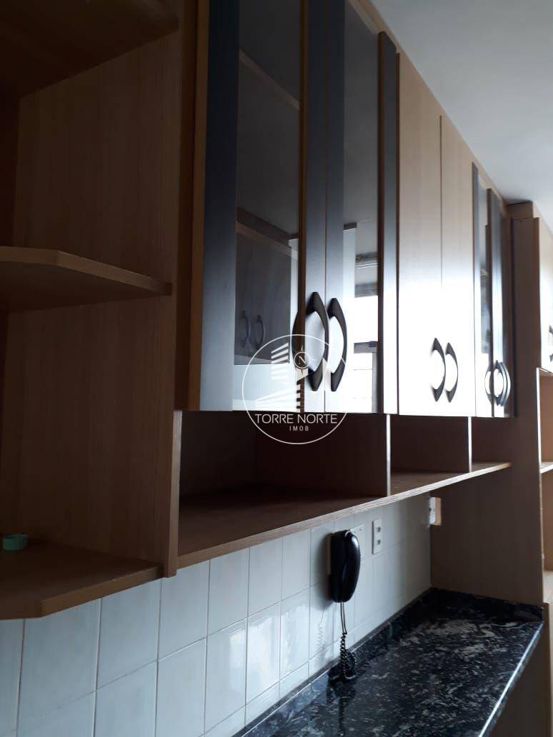 Apartamento à venda com 3 quartos, 76m² - Foto 14