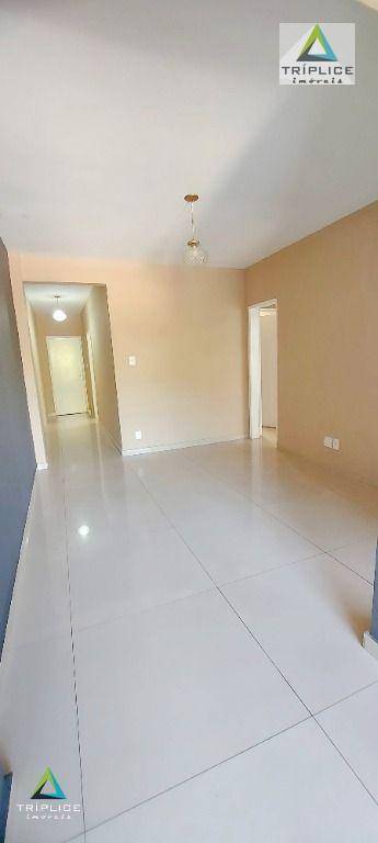 Apartamento à venda com 2 quartos, 72m² - Foto 13