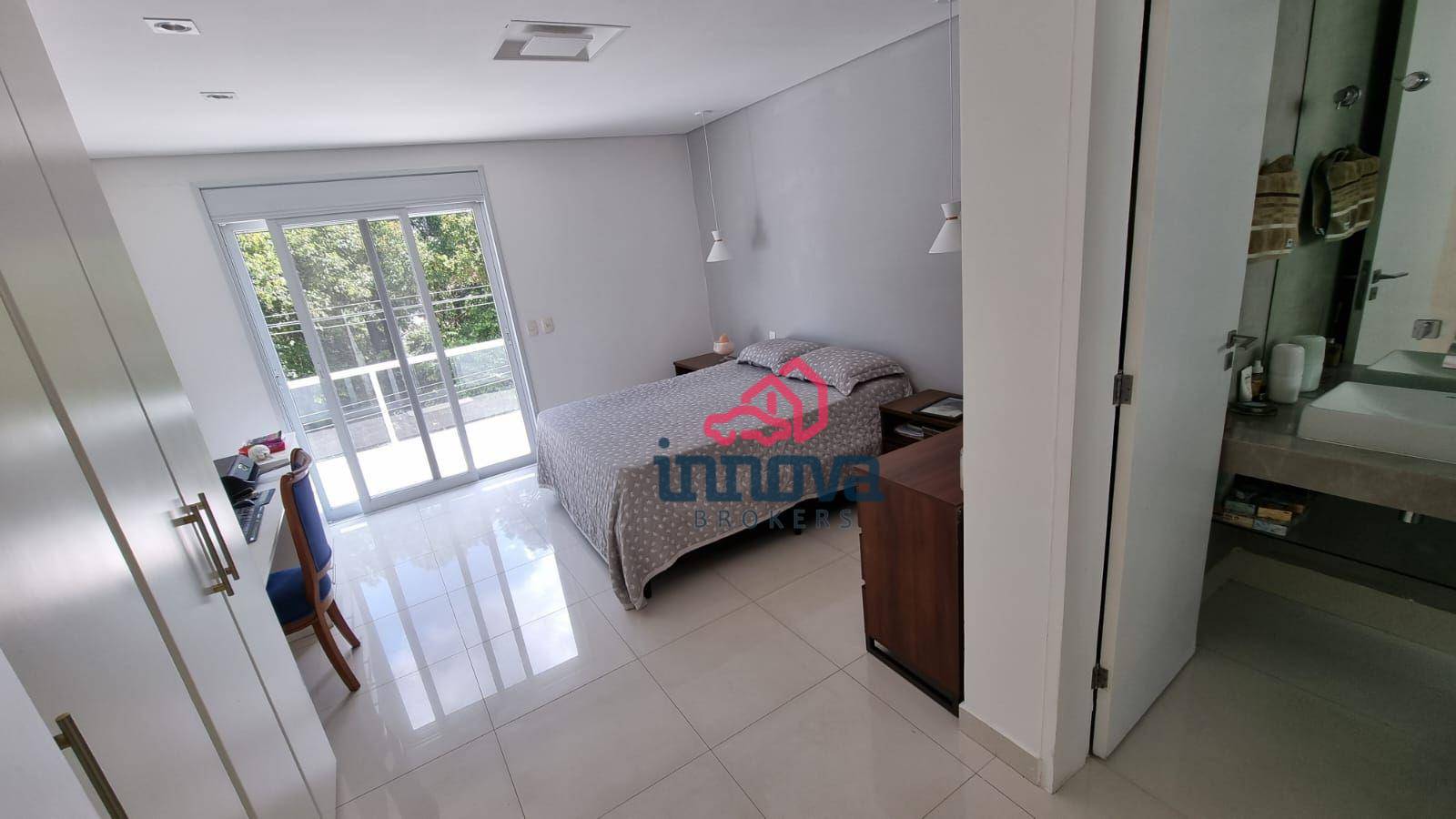 Sobrado à venda com 3 quartos, 300m² - Foto 15